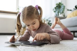Outils et technologies pour la dysphasie : apprendre à mieux communiquer grâce au numérique